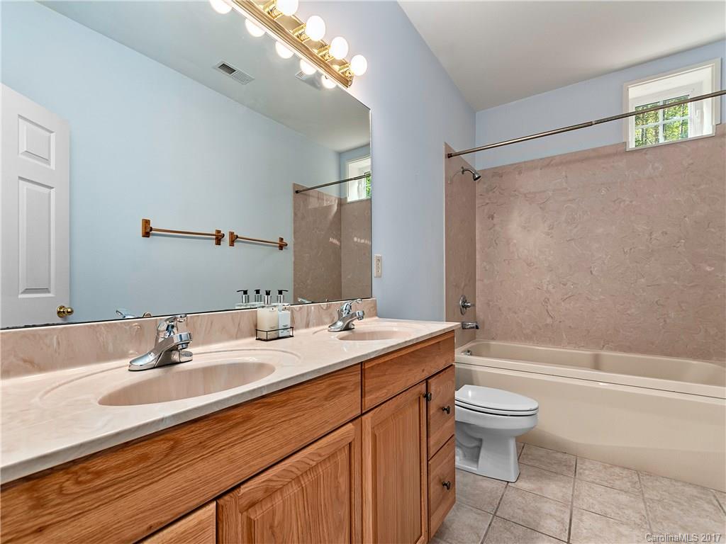 487 Patton Cove Road Swannanoa, NC 28778 - Photo 14 of 24 Gallery Image 14