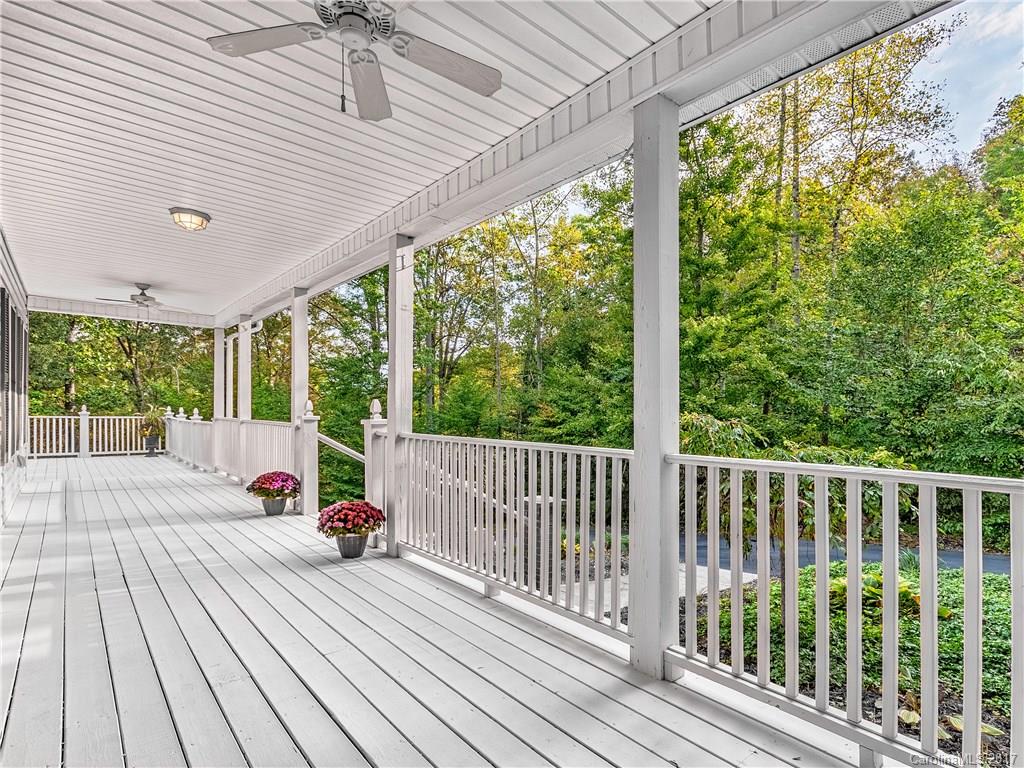 487 Patton Cove Road Swannanoa, NC 28778 - Photo 3 of 24 Gallery Image 3