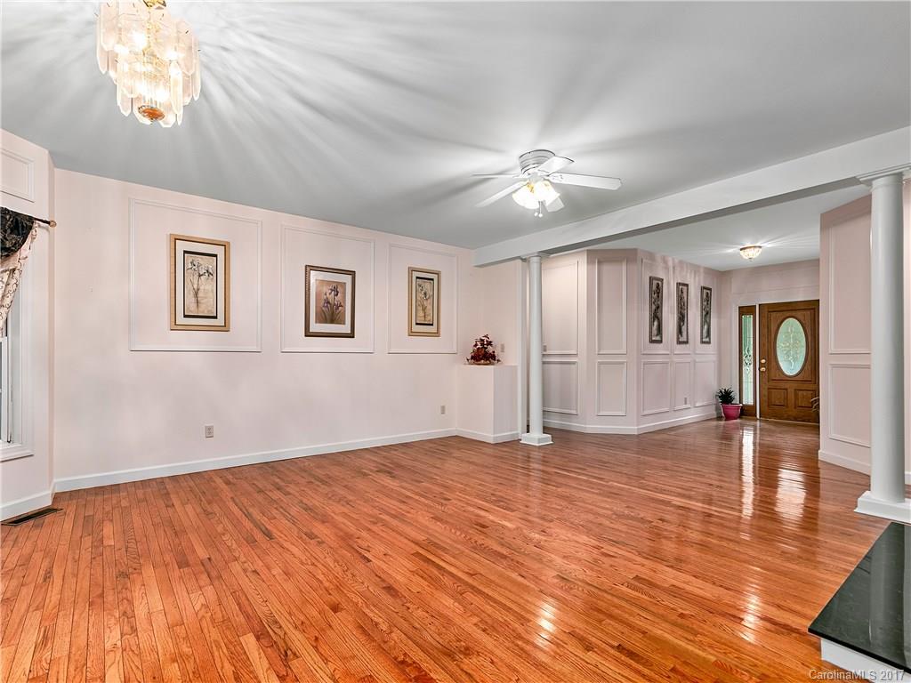 487 Patton Cove Road Swannanoa, NC 28778 - Photo 9 of 24 Gallery Image 9