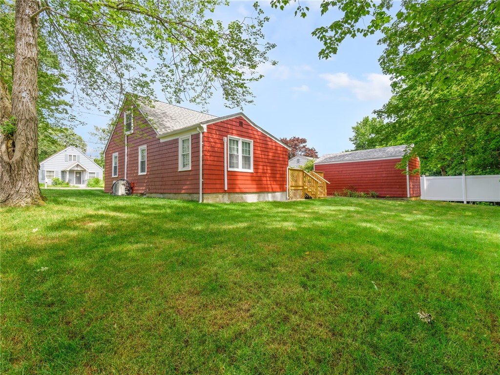 10 Palmer Street Smithfield, RI 02828 - Photo 20 of 23