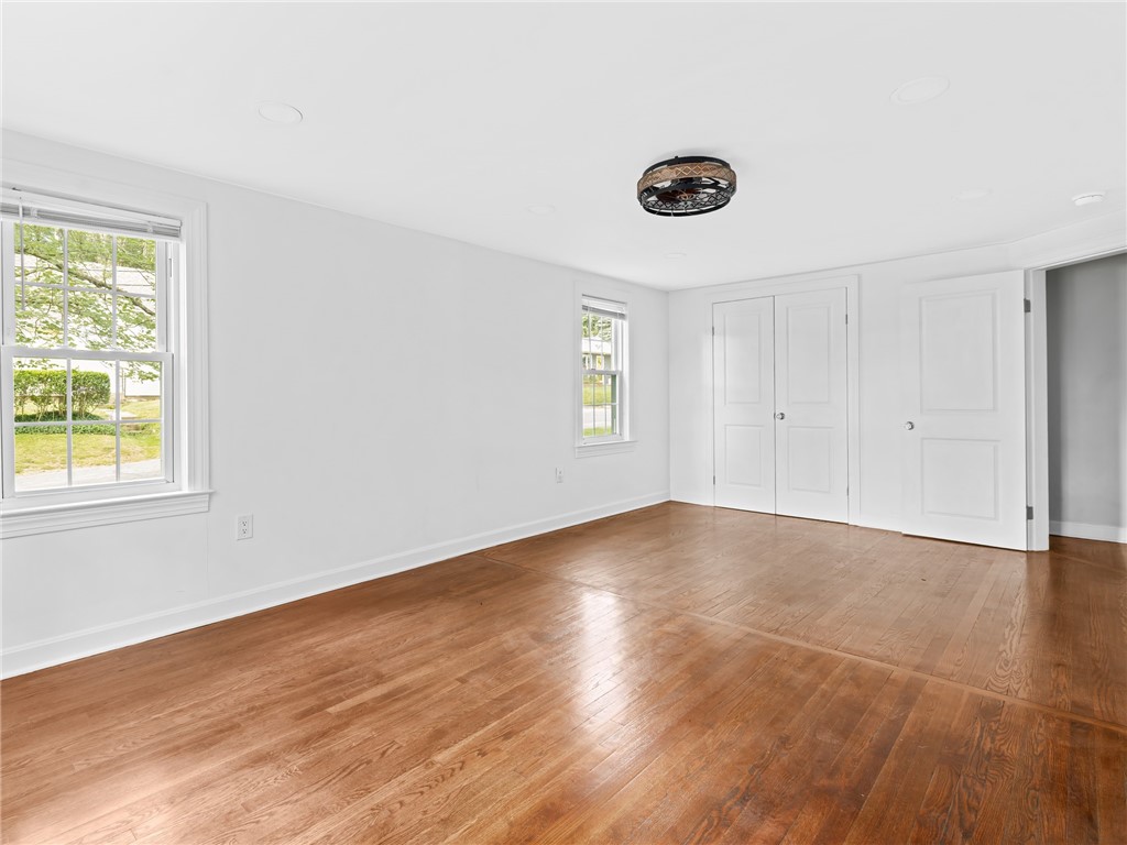 10 Palmer Street Smithfield, RI 02828 - Photo 9 of 23