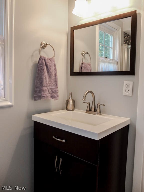 3225 Shellhart Road Norton, OH 44203 - Photo 9 of 23 Updated master bath.