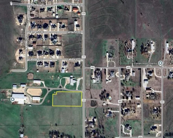 a view of a grassy field