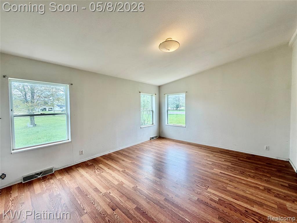 12088 Speaker Road Yale, MI 48097 - Photo 11 of 15
