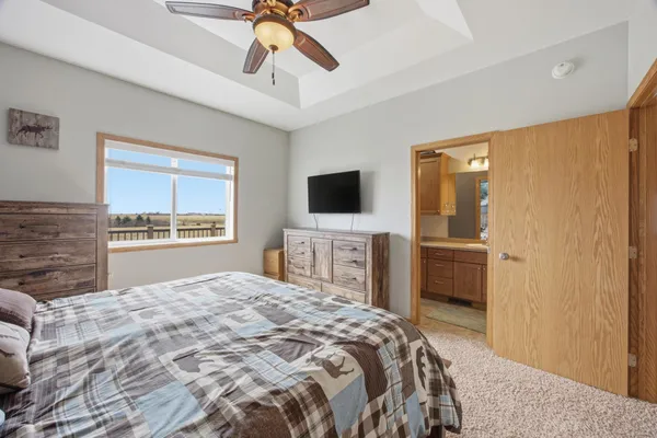 $450,000 | 1209 Morningside Drive, Casselton, ND 58012