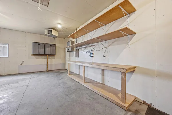 $450,000 | 1209 Morningside Drive, Casselton, ND 58012