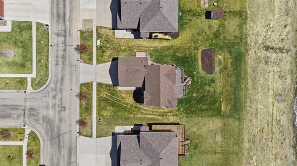 $450,000 | 1209 Morningside Drive, Casselton, ND 58012