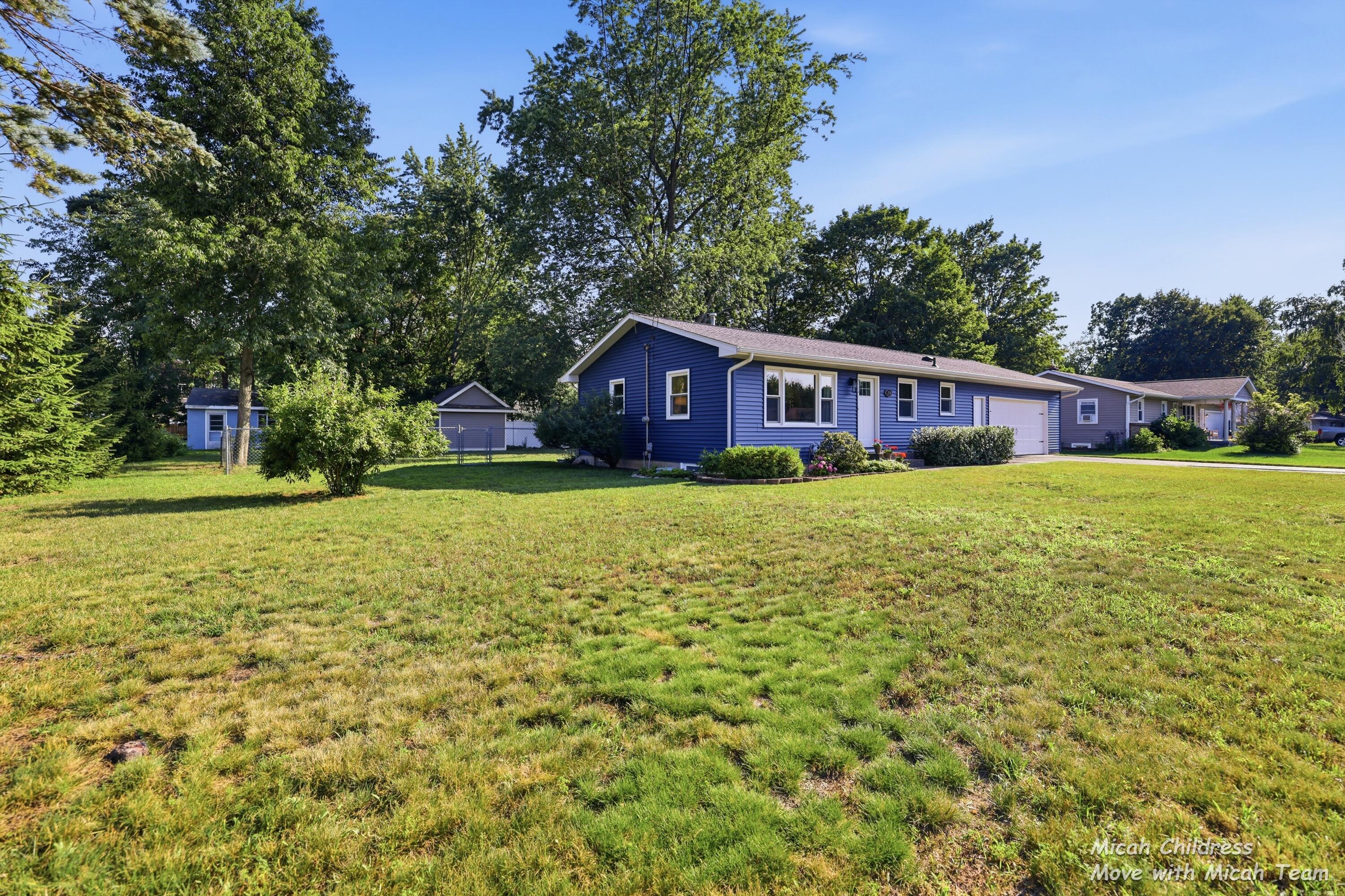 2048 Tulip Lane Jenison, MI 49428 - Photo 2 of 35 2048 tulip ln_005