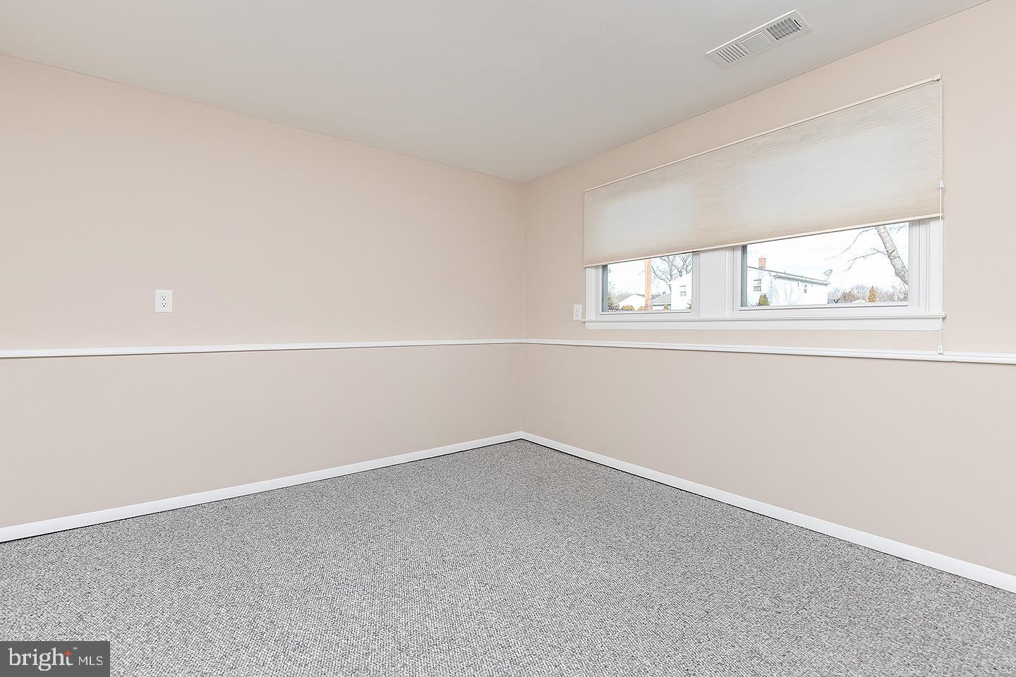694 Lancing Road West Deptford, NJ 08096 - Photo 13 of 17