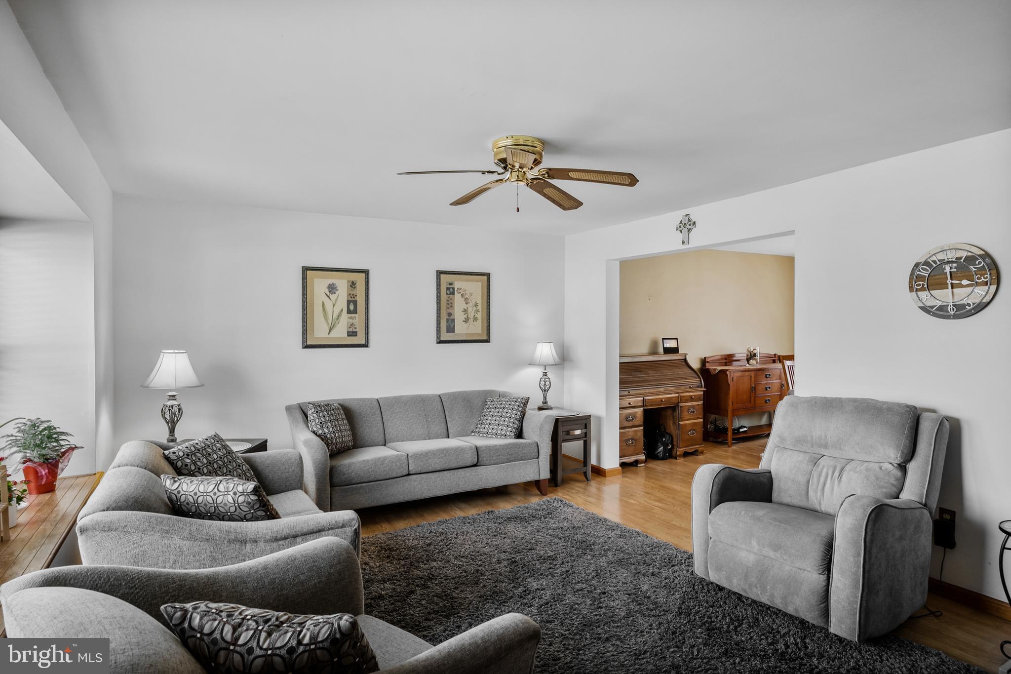 414 Acorn Road Mount Laurel, NJ 08054 - Photo 5 of 33 Gallery Image 5