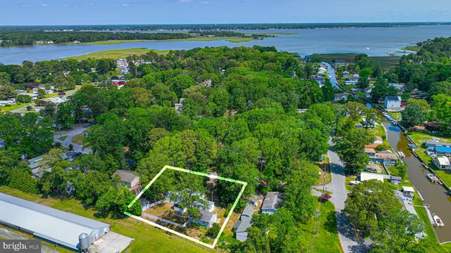 a view of a lush green field
