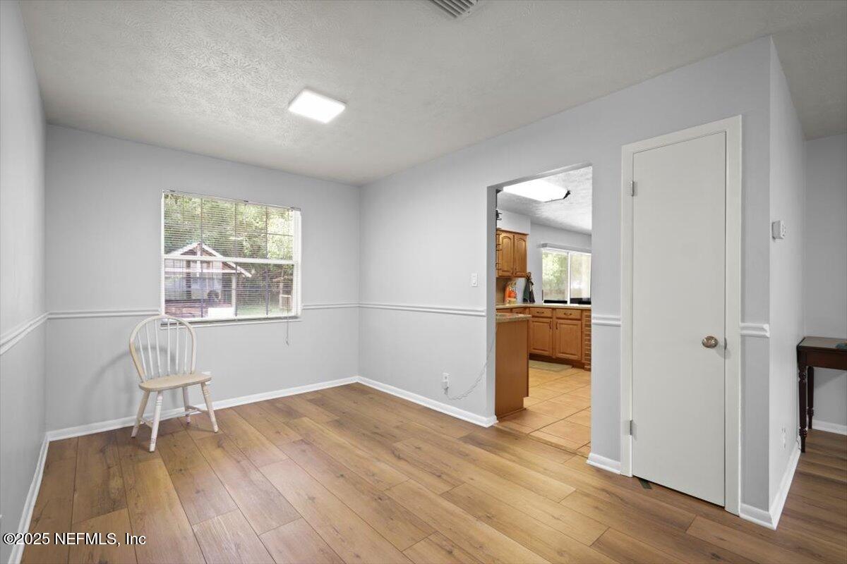 9990 Arnold Road Jacksonville, FL 32246 - Photo 11 of 29 11