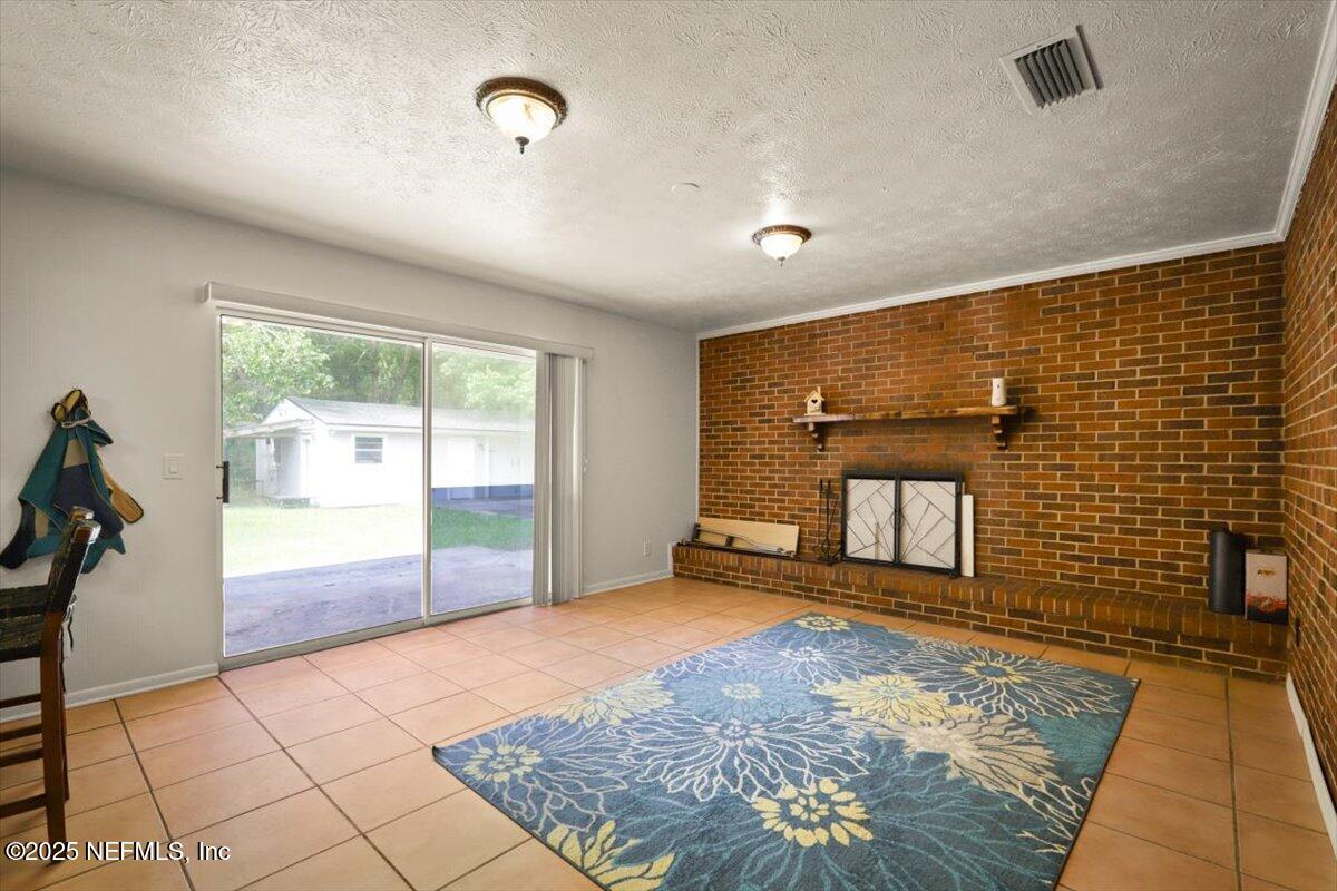 9990 Arnold Road Jacksonville, FL 32246 - Photo 13 of 29 13
