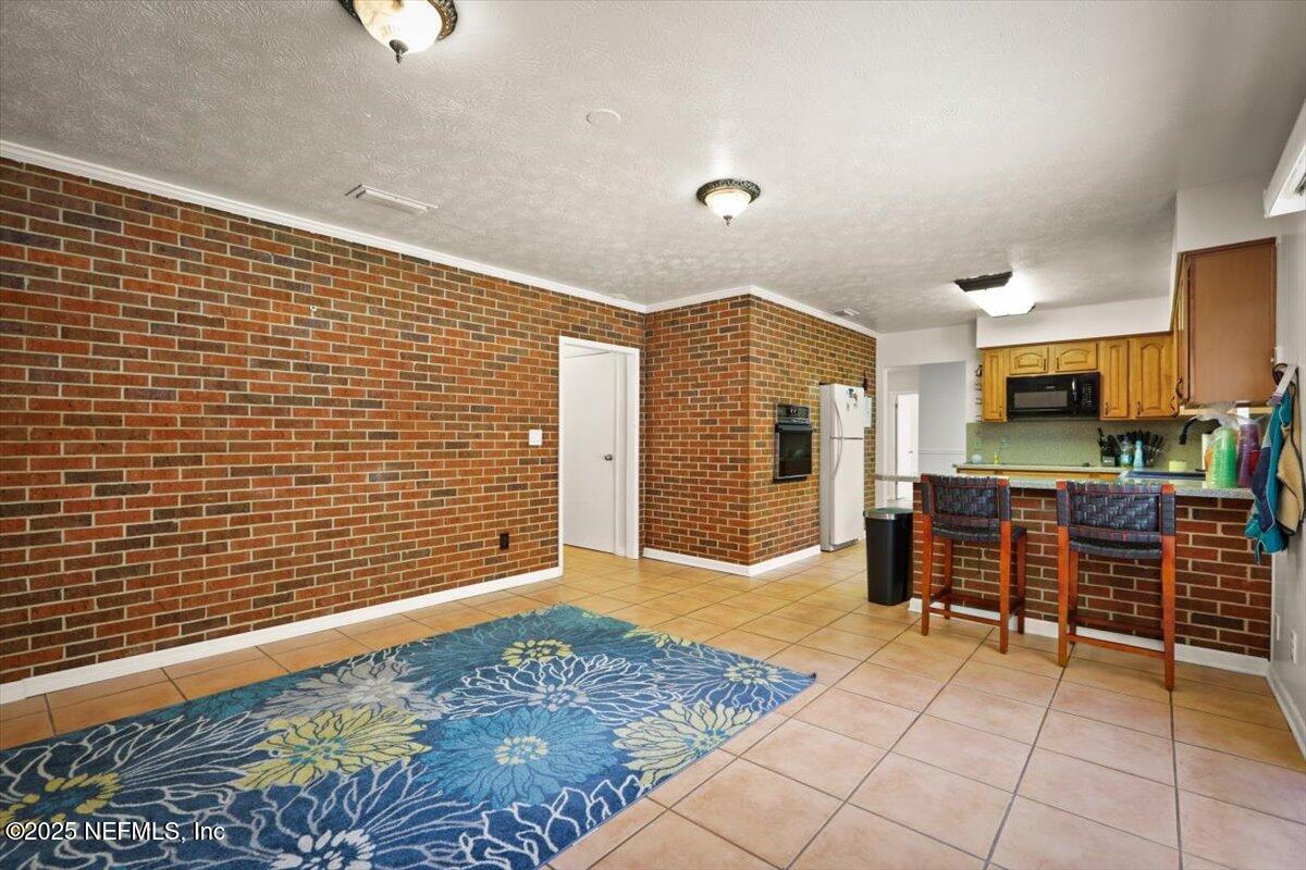 9990 Arnold Road Jacksonville, FL 32246 - Photo 15 of 29 15