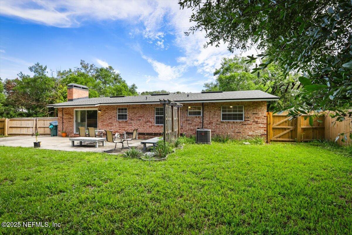 9990 Arnold Road Jacksonville, FL 32246 - Photo 7 of 29 Back of home 2