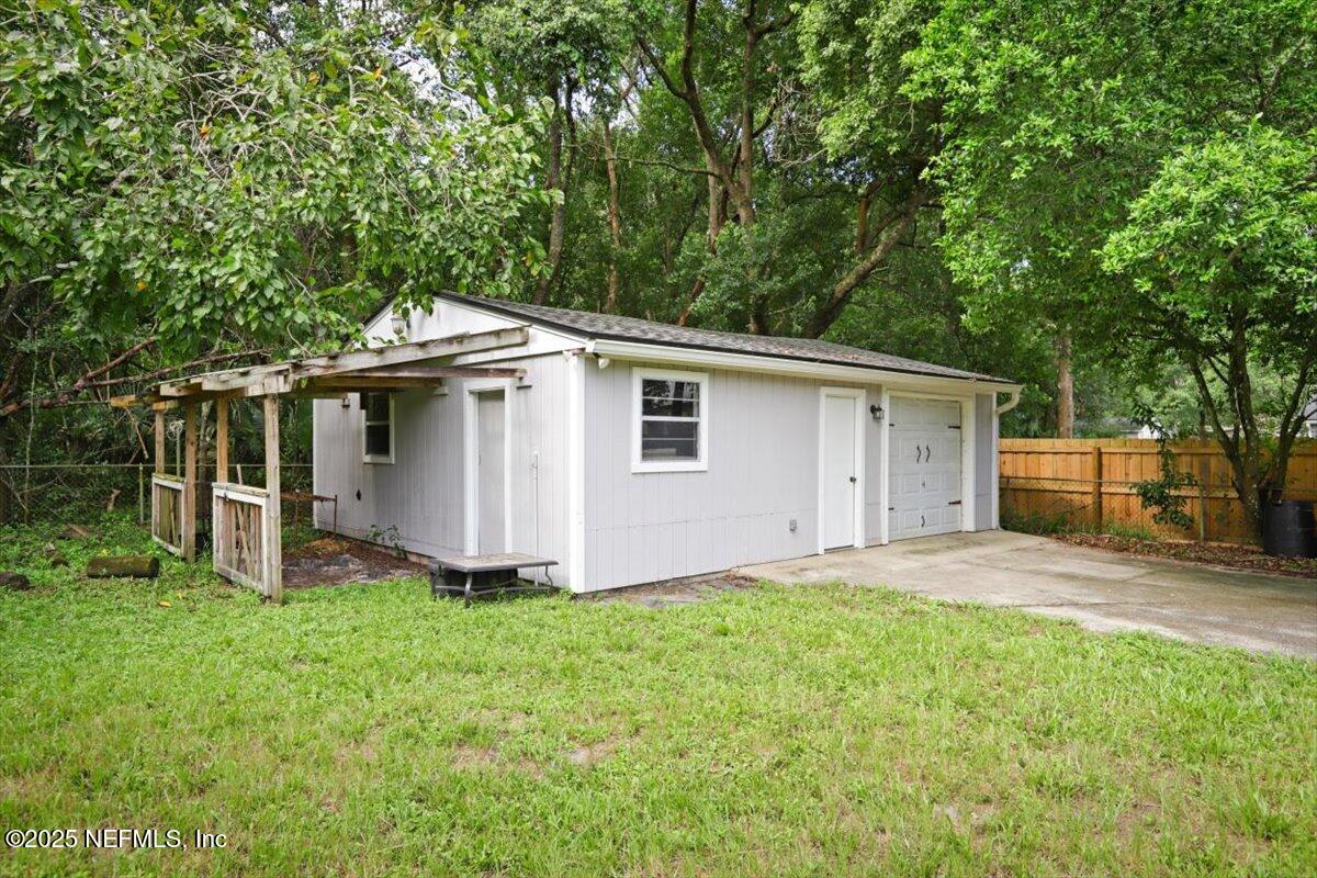 9990 Arnold Road Jacksonville, FL 32246 - Photo 8 of 29 Garage 2