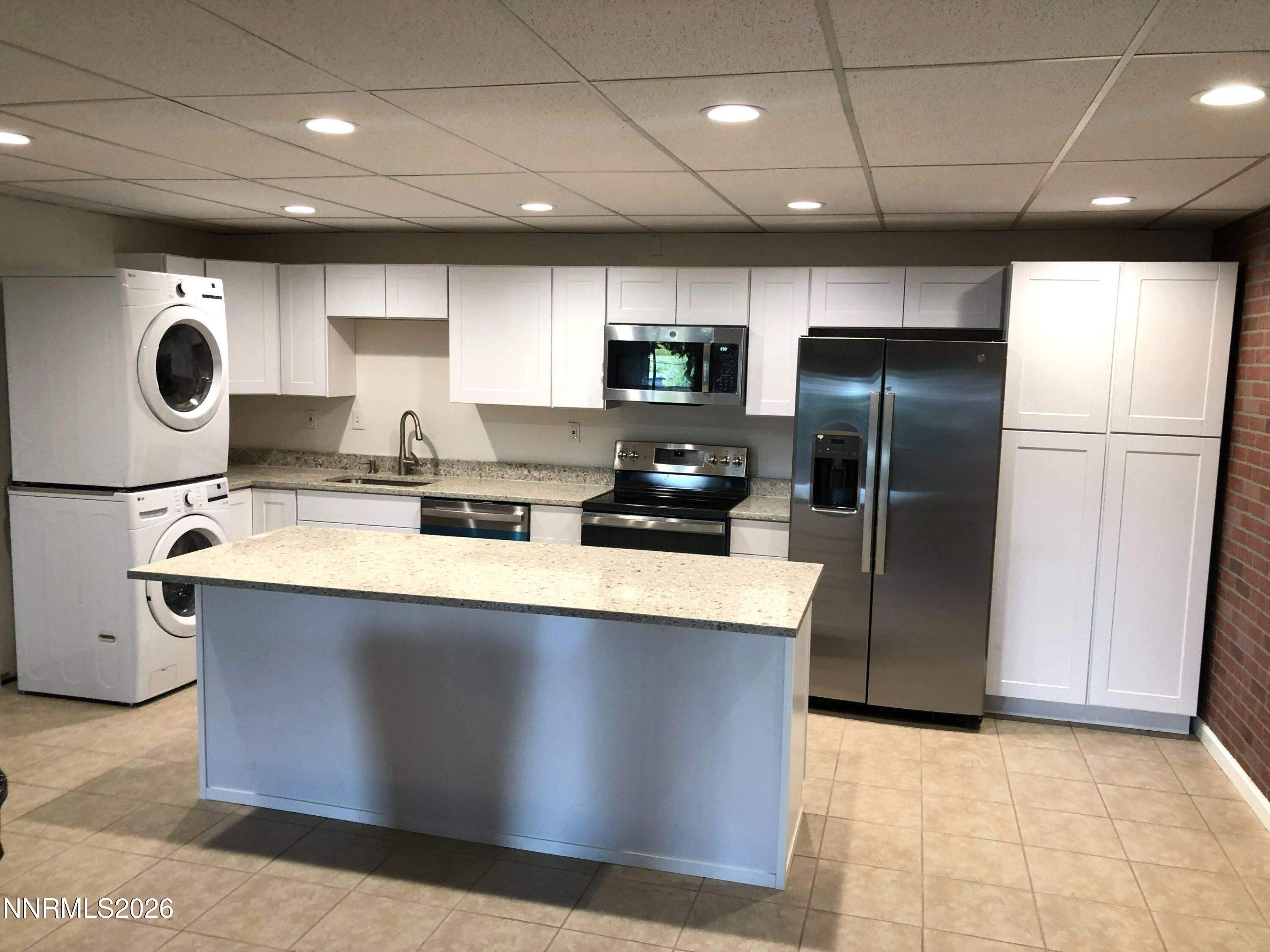 3190 Coronado Way, Unit B Reno, NV 89503 - Photo 7 of 21 ad75bd76ccd5d8a220231204-69-87iti8