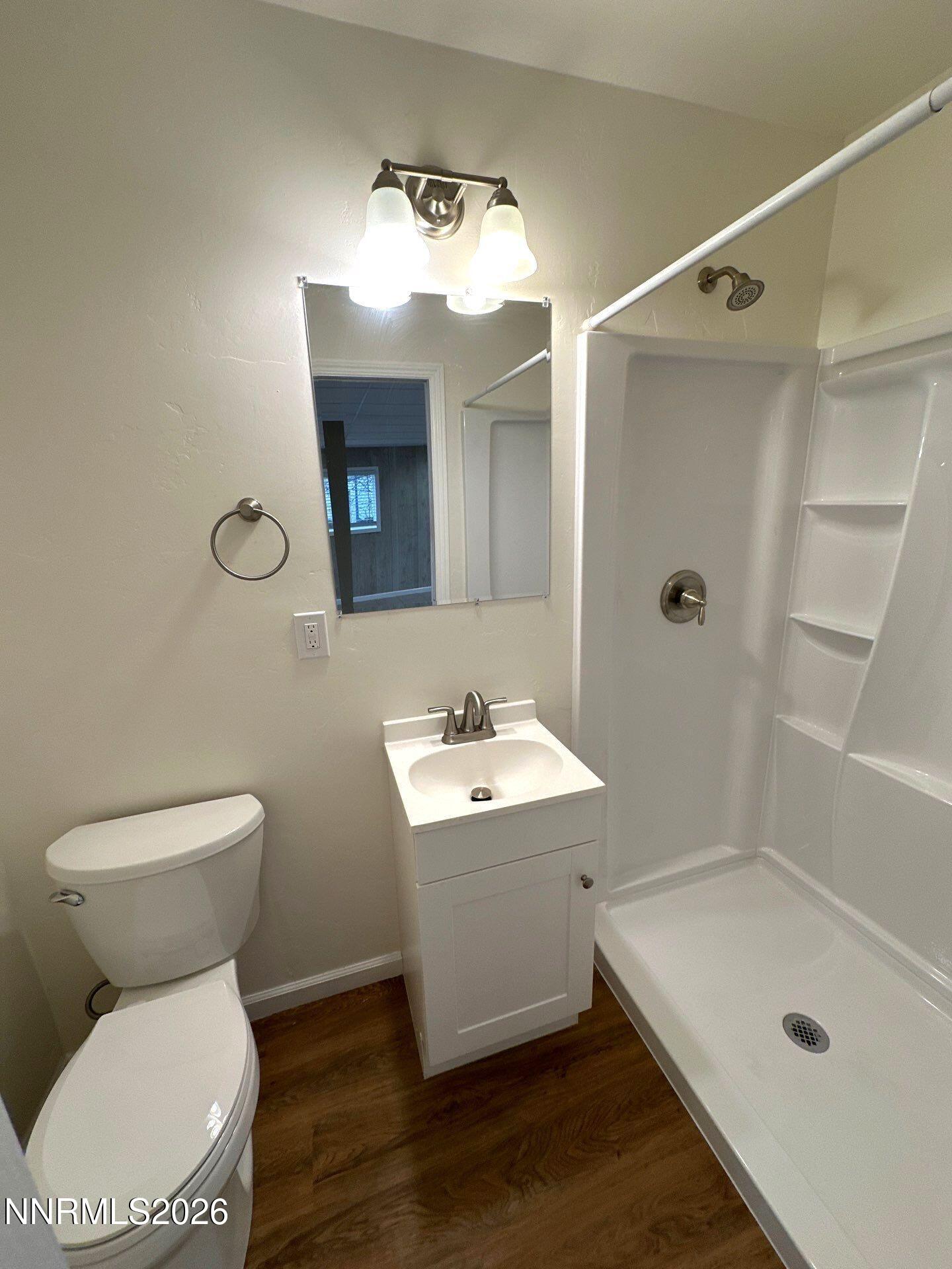 3190 Coronado Way, Unit B Reno, NV 89503 - Photo 8 of 21 down-net_http20231206-73-jxyrx