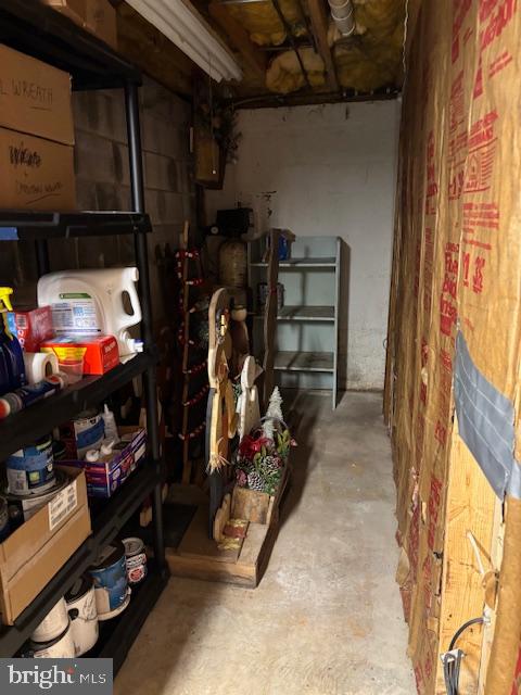 123 Tracy Berg Road Lancaster, PA 17603 - Photo 27 of 27 a view of a room with gym equipment