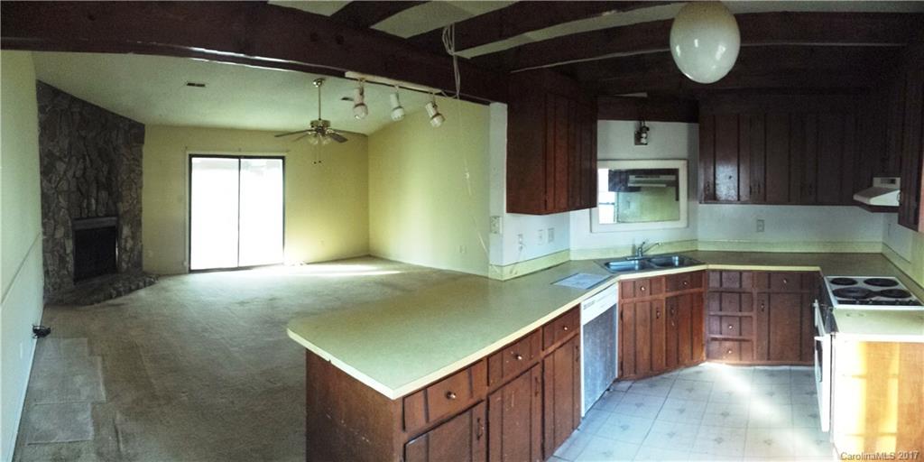 3331 Cross Winds Road Charlotte, NC 28227 - Photo 4 of 12 Gallery Image 4