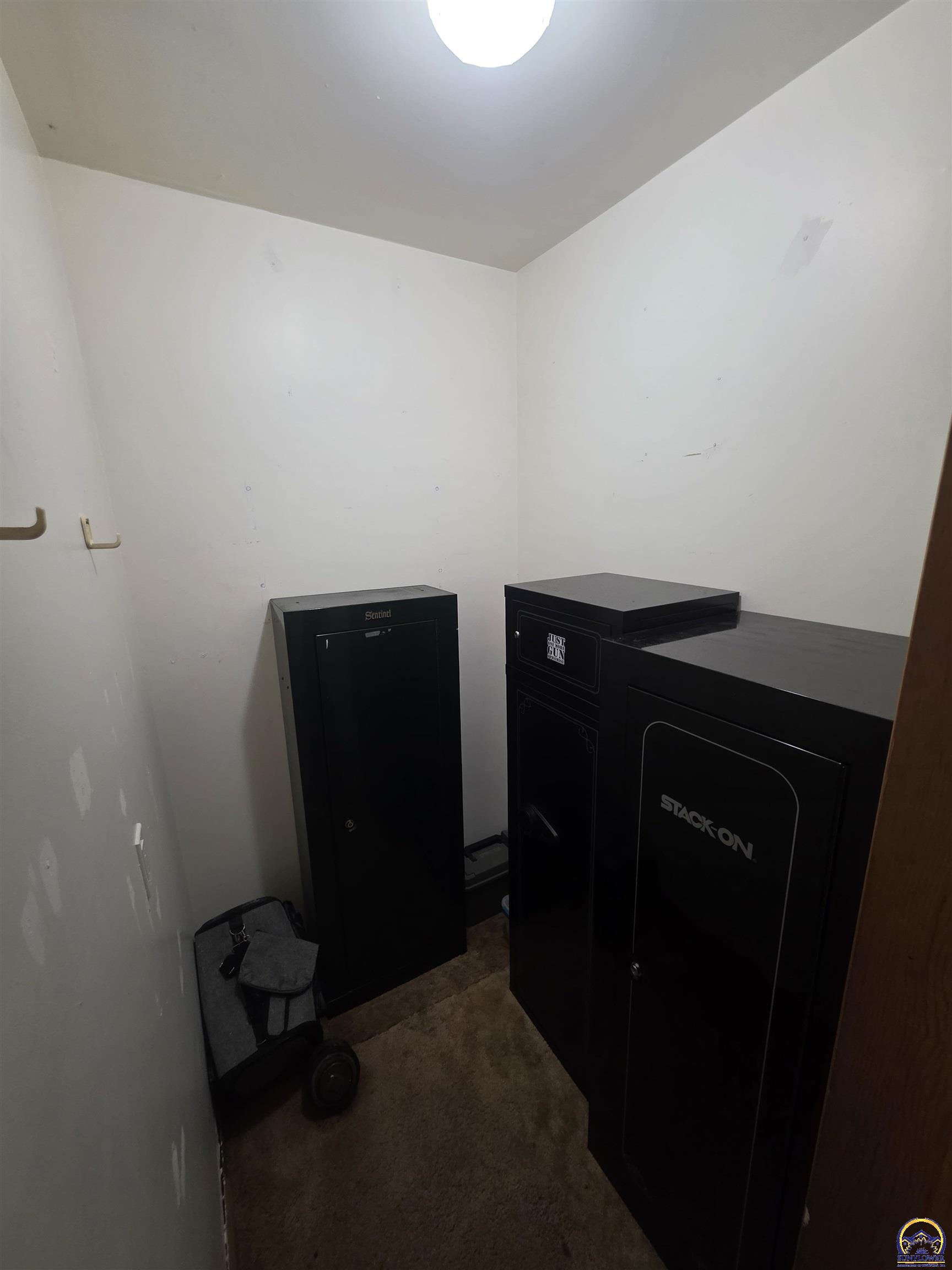 328 Rural Street Emporia, KS 66801 - Photo 12 of 21