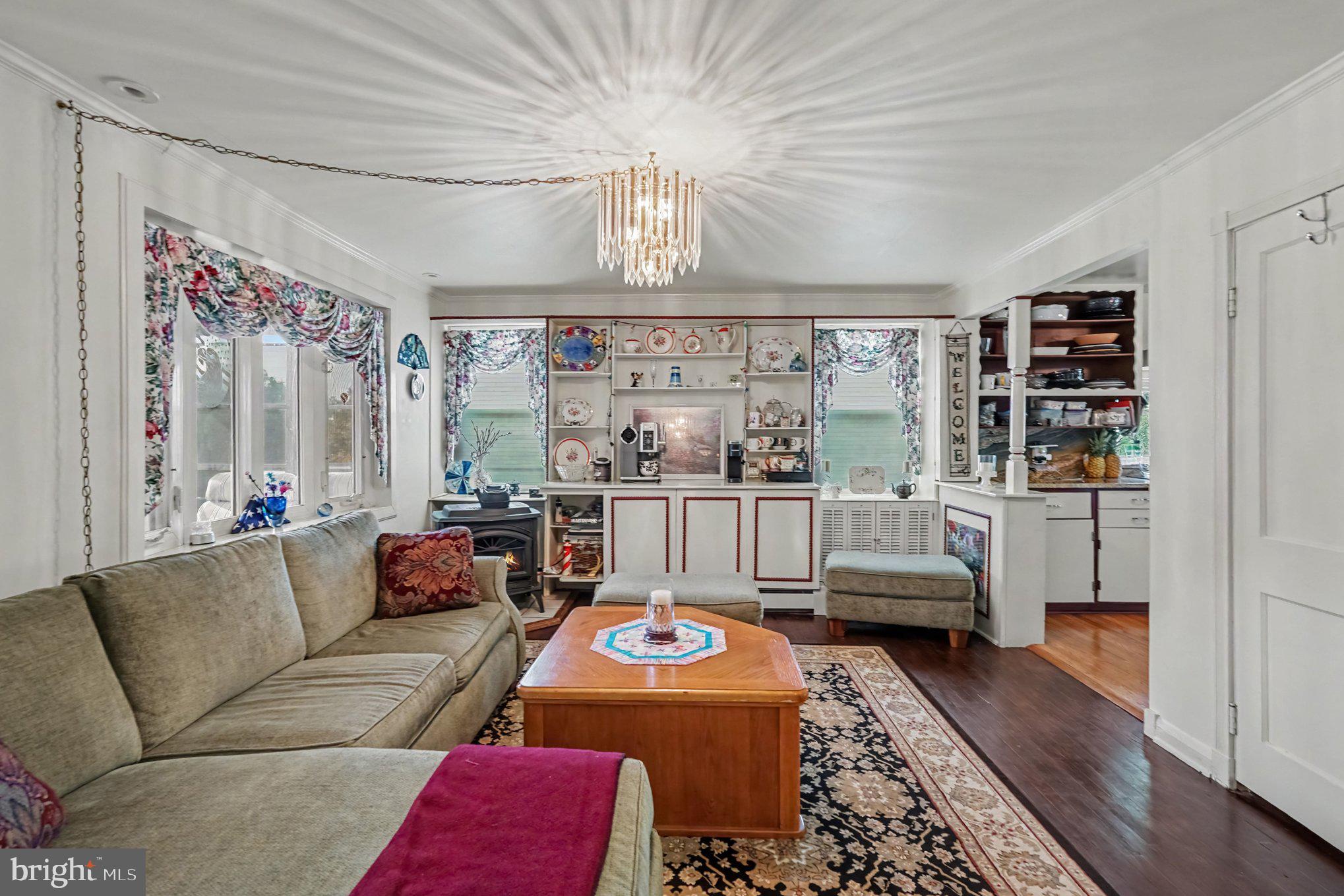 1003 Kingston Road Pikesville, MD 21208 - Photo 7 of 38 Gallery Image 7