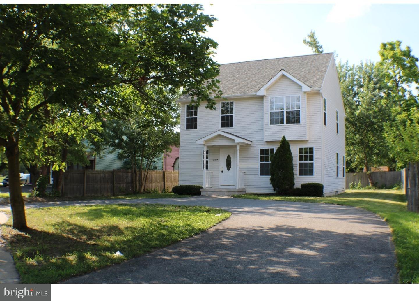 437 Almonesson Road Blackwood, NJ 08012 - Photo 1 of 17 a view of a house with a yard