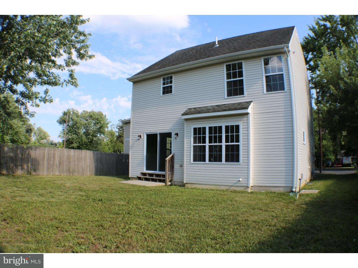 437 Almonesson Road Blackwood, NJ 08012 - Photo 16 of 17 a front view of a house with a yard