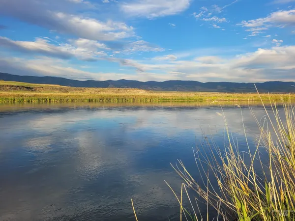 $1,350,000 | 392 River Road, Grace, ID 83241