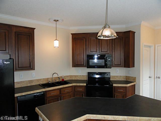 412 Arthur Kepley Road Lexington, NC 27292 - Photo 10 of 14 Kitchen.