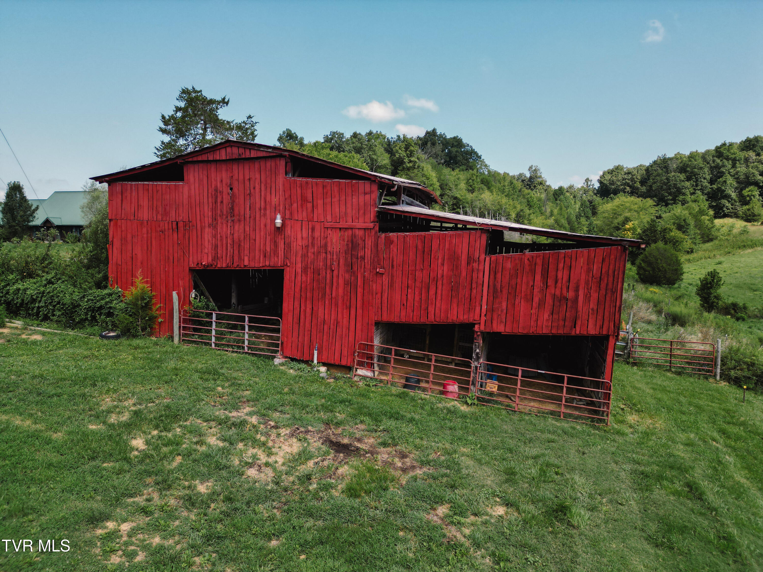 475 Doc Hawkins Road Greeneville, TN 37745 - Photo 12 of 61 20230310-DJI_0627