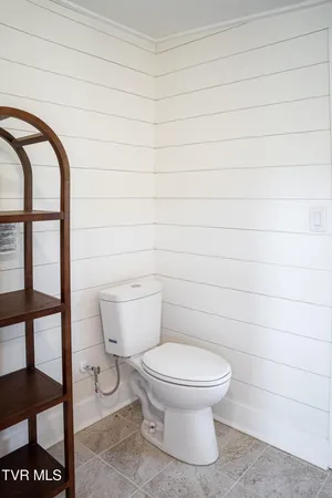 $383,000 | 475 Doc Hawkins Road, Greeneville, TN 37745