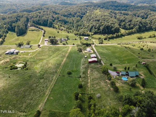 $383,000 | 475 Doc Hawkins Road, Greeneville, TN 37745