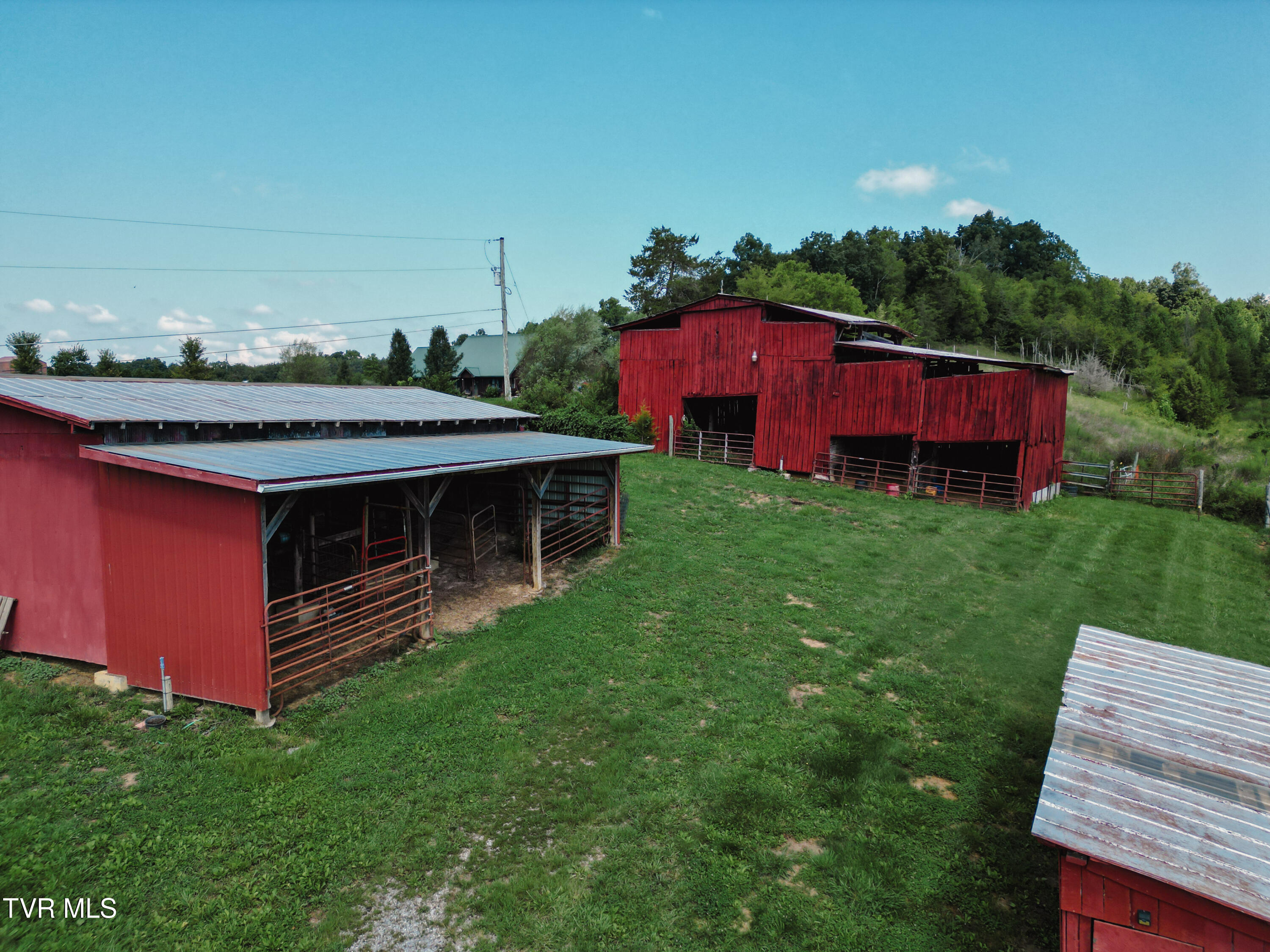 475 Doc Hawkins Road Greeneville, TN 37745 - Photo 8 of 61 20230310-DJI_0624