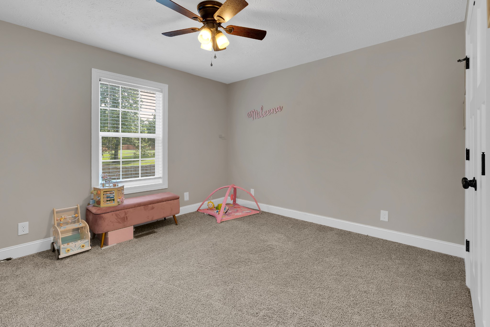 1147 Mt Herman Road Fayetteville, TN 37334 - Photo 14 of 31 a room with toys and windows
