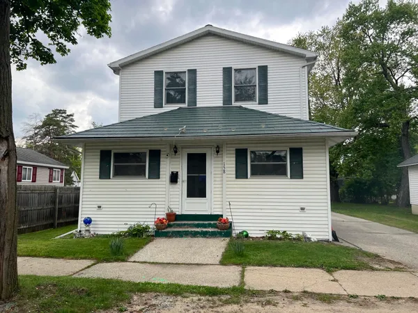 $199,900 | 158 Moyer Avenue, Alma, MI 48801