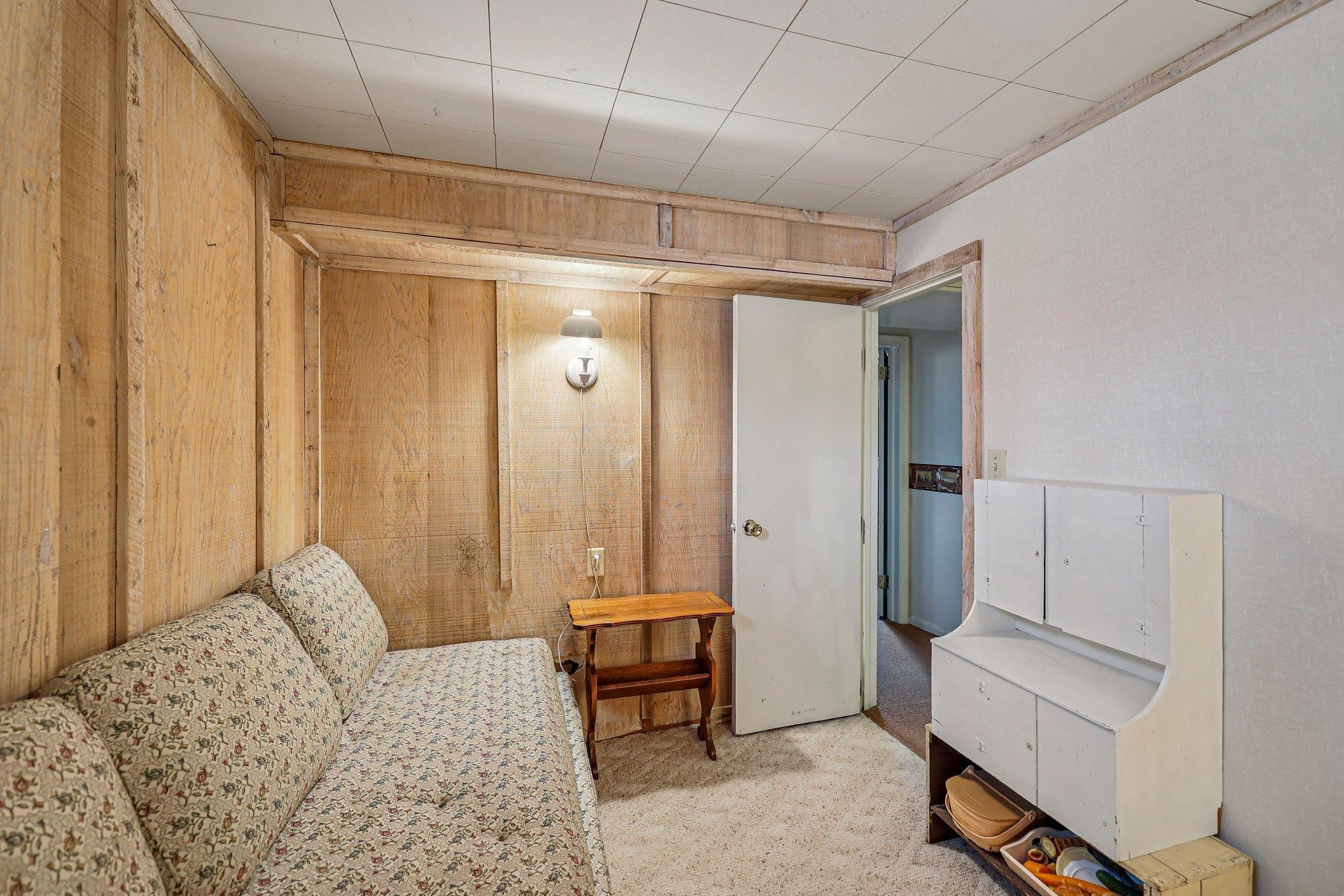 2639 Cedar Crest Road East Minnetonka, MN 55305 - Photo 28 of 48