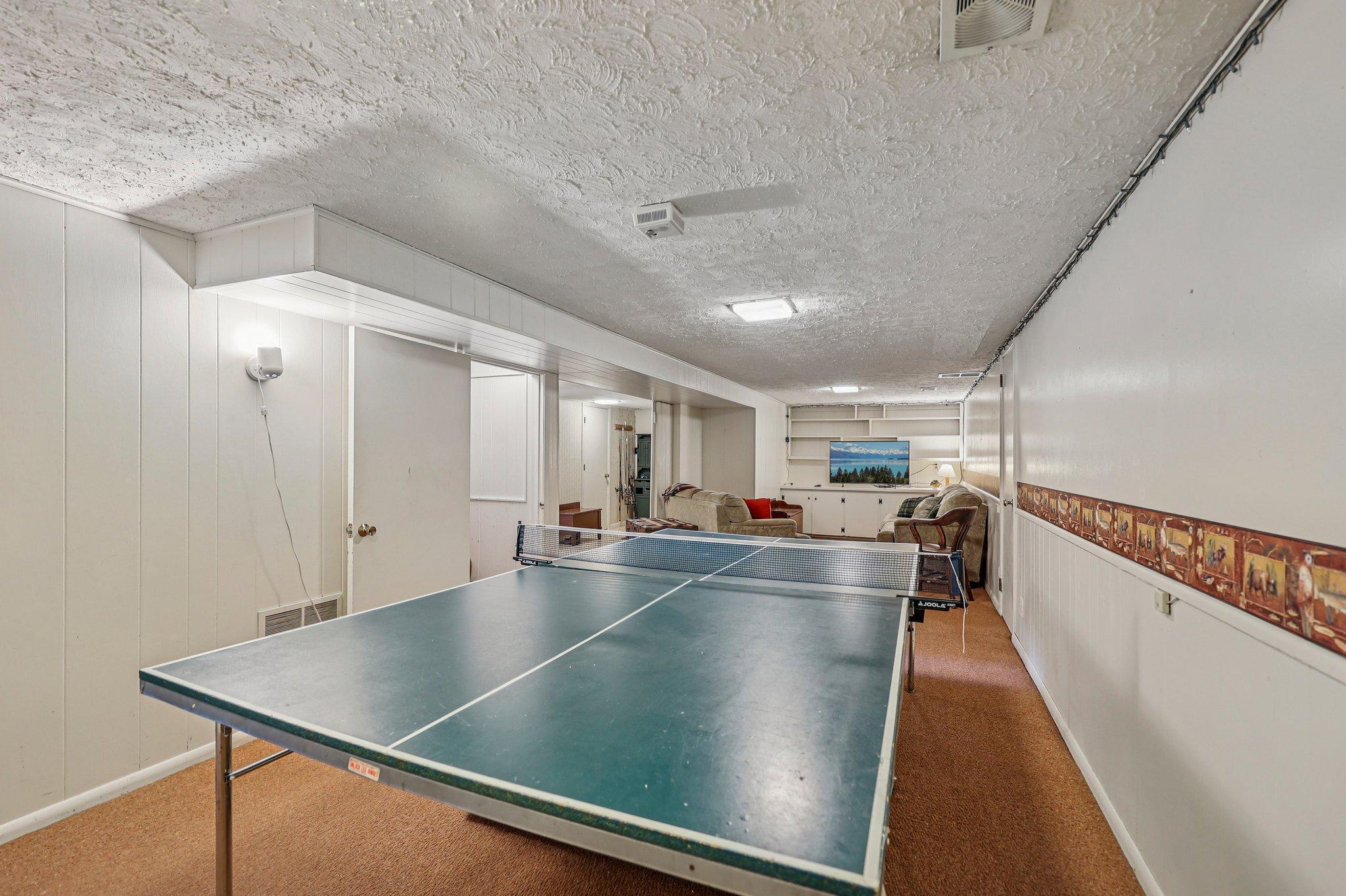 2639 Cedar Crest Road East Minnetonka, MN 55305 - Photo 35 of 48