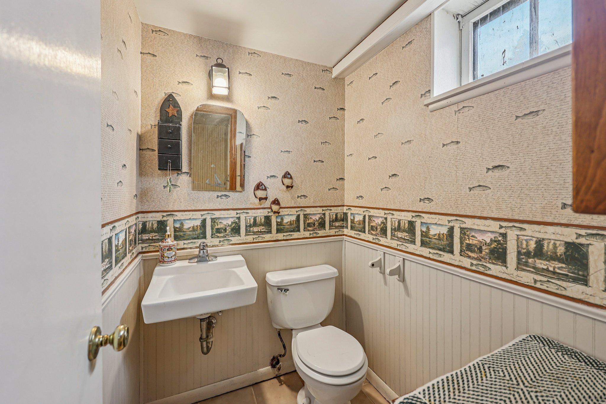 2639 Cedar Crest Road East Minnetonka, MN 55305 - Photo 36 of 48