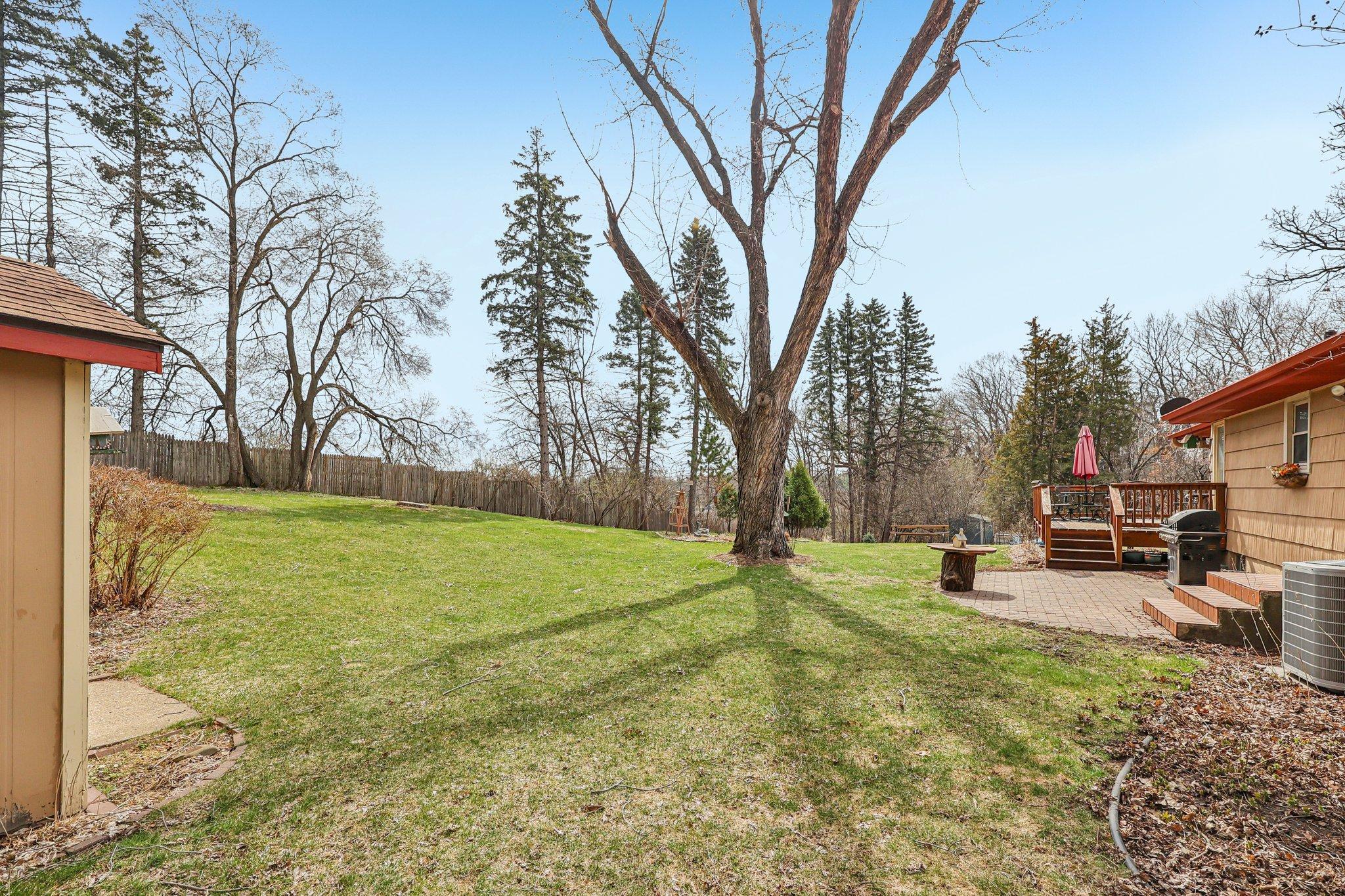 2639 Cedar Crest Road East Minnetonka, MN 55305 - Photo 41 of 48