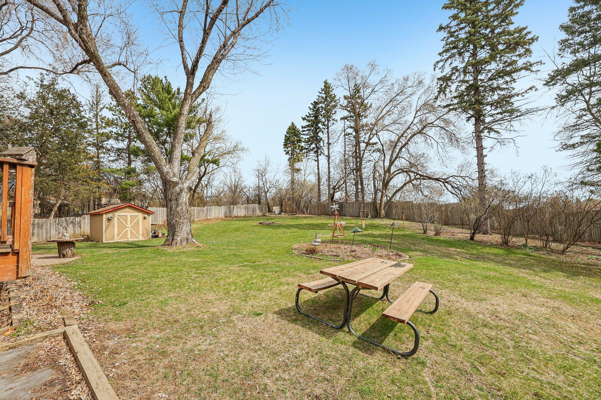 2639 Cedar Crest Road East Minnetonka, MN 55305 - Photo 43 of 48