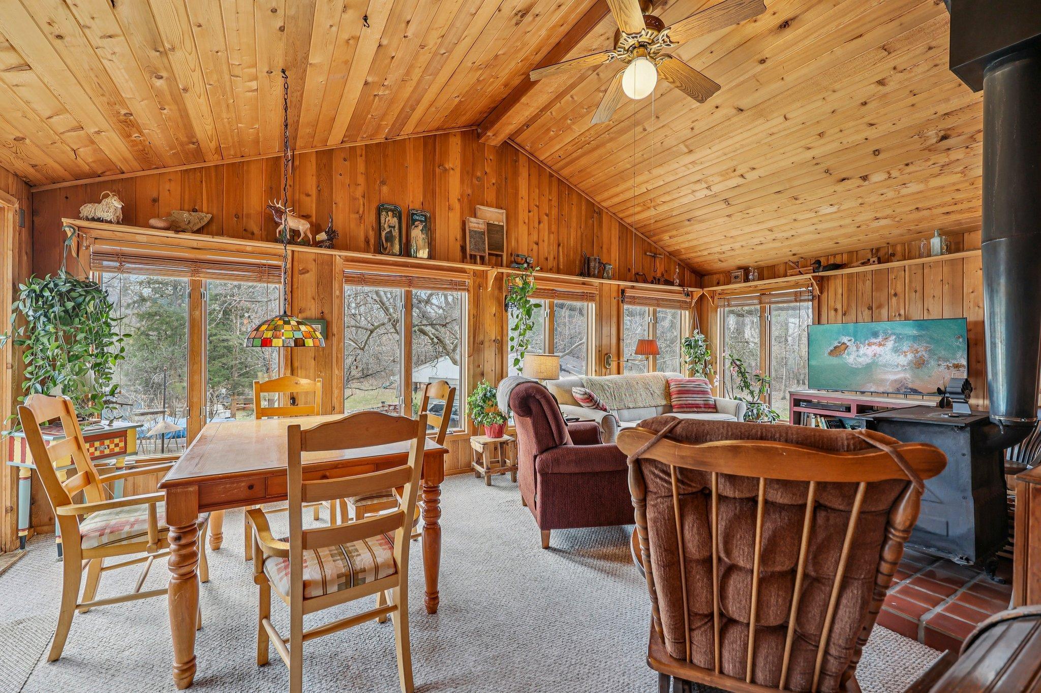 2639 Cedar Crest Road East Minnetonka, MN 55305 - Photo 9 of 48