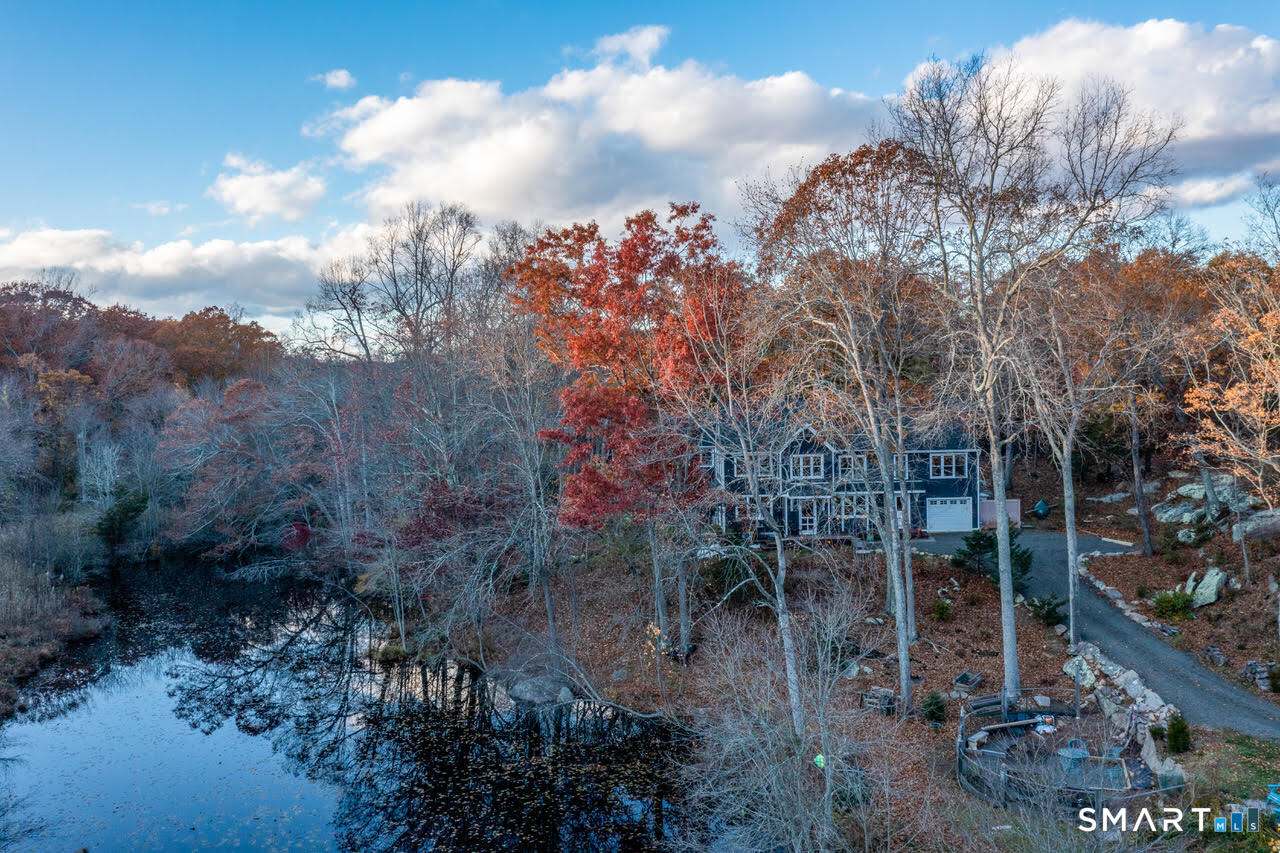 83 Jacobs Lane Guilford, CT 06437 - Photo 2 of 40
