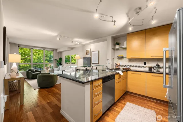 $615,000 | 1420 East Pine Street, Unit E203, Seattle, WA 98122