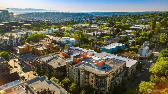 $615,000 | 1420 East Pine Street, Unit E203, Seattle, WA 98122