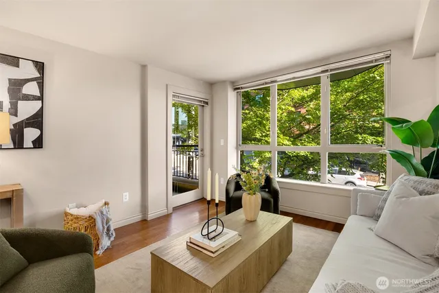$615,000 | 1420 East Pine Street, Unit E203, Seattle, WA 98122