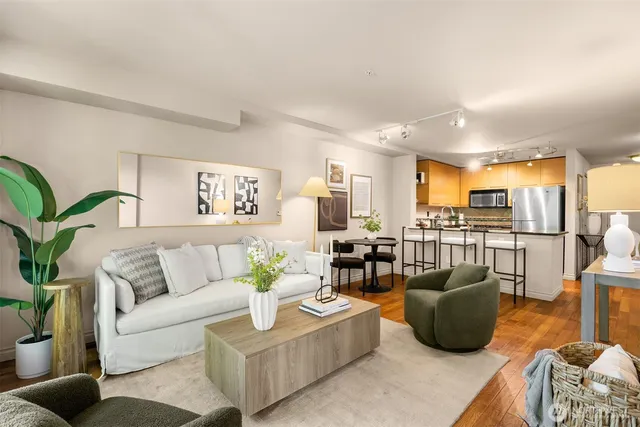 $615,000 | 1420 East Pine Street, Unit E203, Seattle, WA 98122