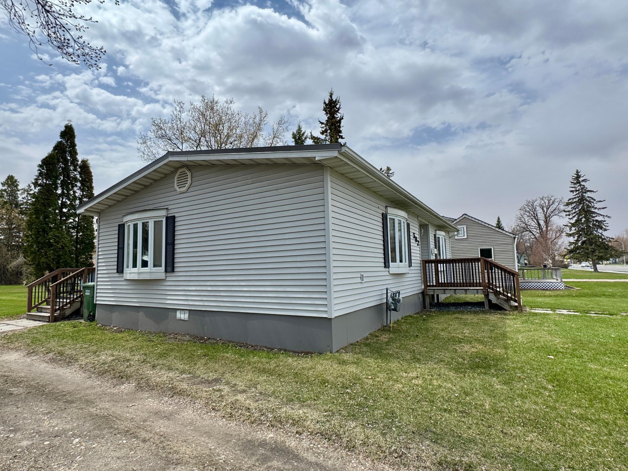 502 3rd Street Northeast Roseau, MN 56751 - Photo 20 of 21
