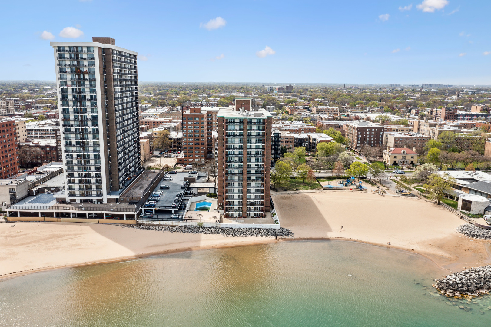 5901 North Sheridan Road, Unit 6B Chicago, IL 60660 - Photo 4 of 29 Gallery Image 4