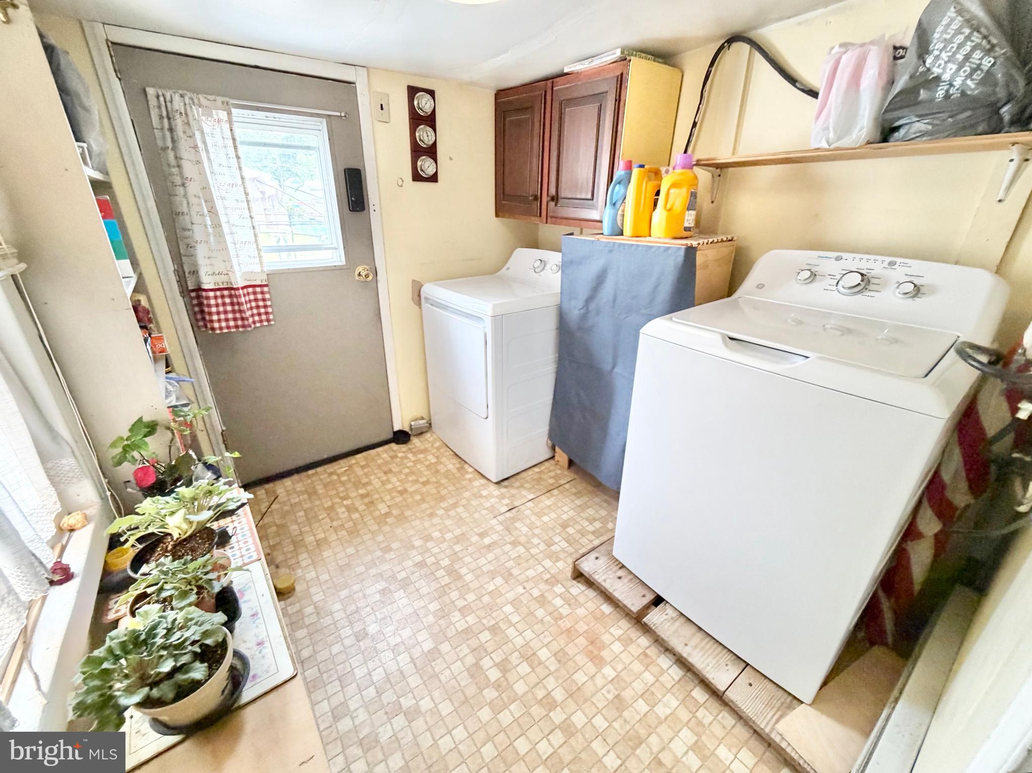 66 Hanover Street Pemberton, NJ 08068 - Photo 21 of 56 First floor laundry area
